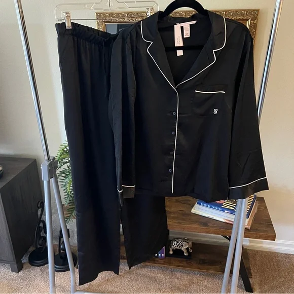 NWT Black Satin Pajama Set - Picture 2 of 9